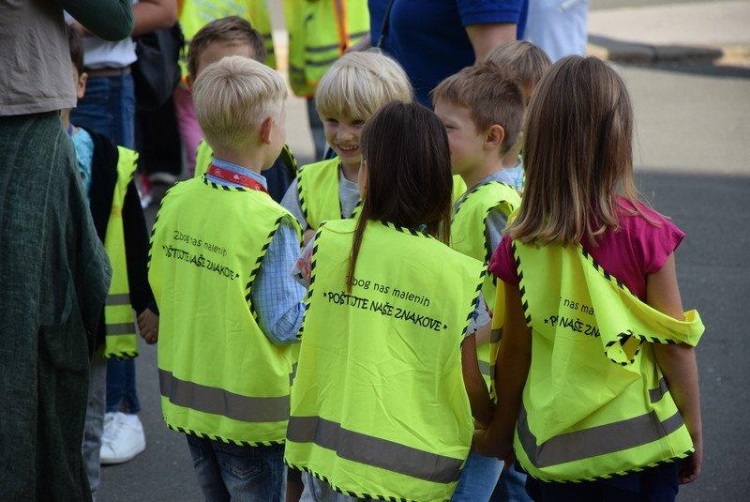 Slika /PU_ZG/slike/PUZ/2019/RUJAN/postujte nase znakove 170919/fotka 1.jpg